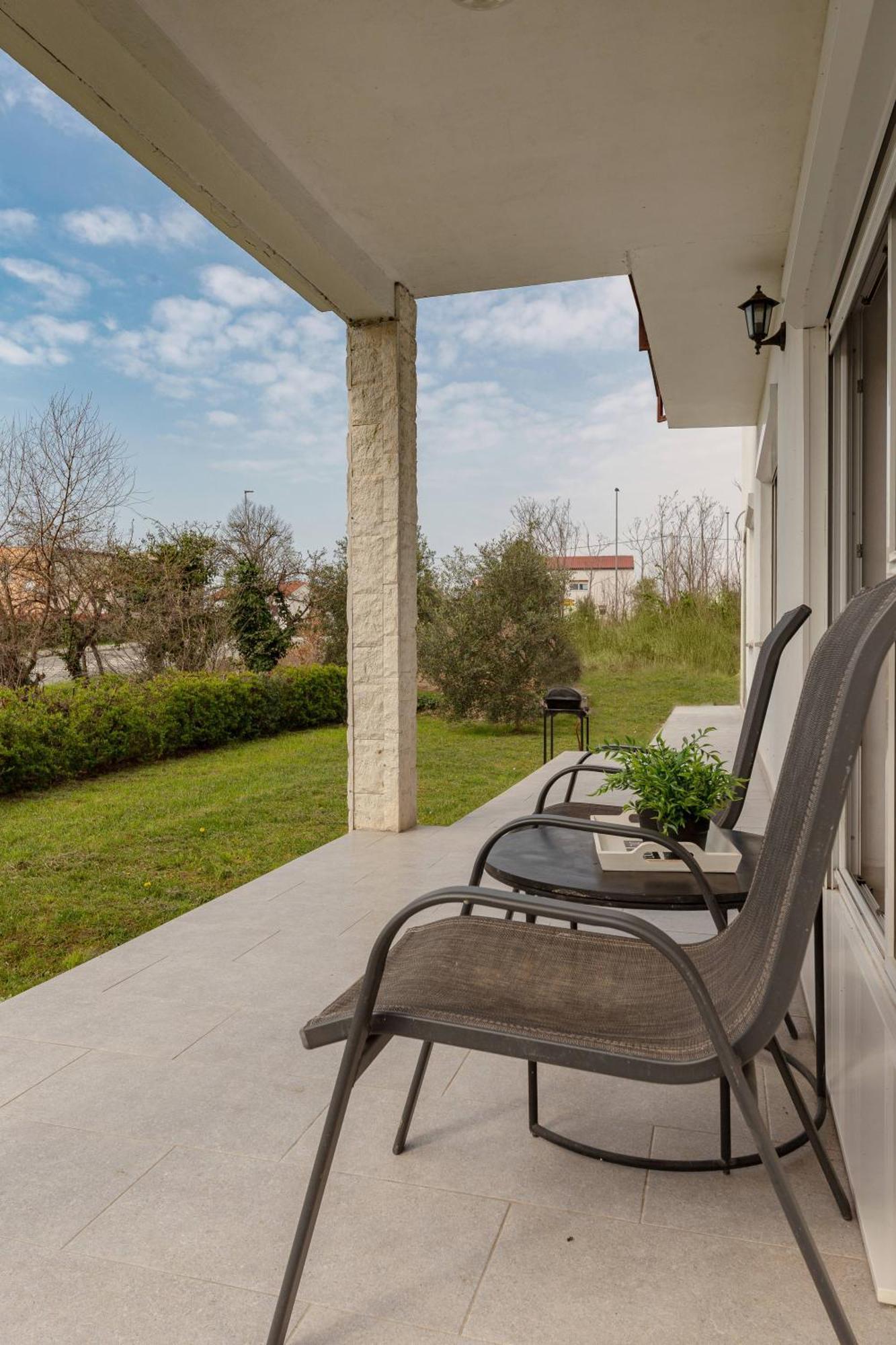 Bright Apartment Копер Екстер'єр фото